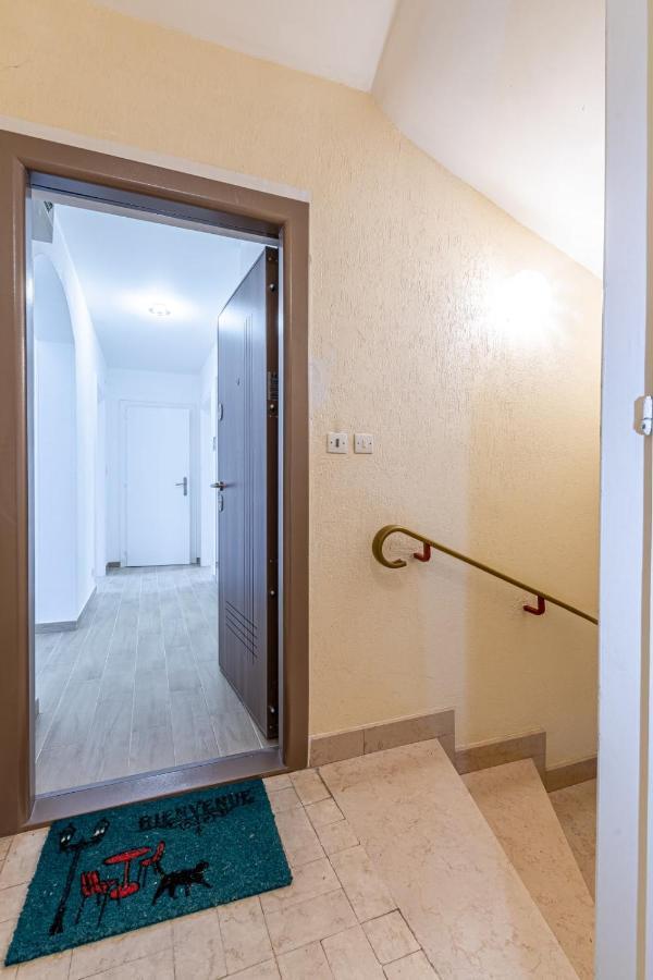 Les Trois Frontieres Apartman Terville Kültér fotó